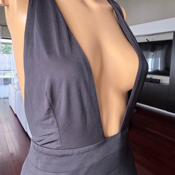 House of CB Black Backless Deep V Maxi Gown size Large - Picture 4 of 8